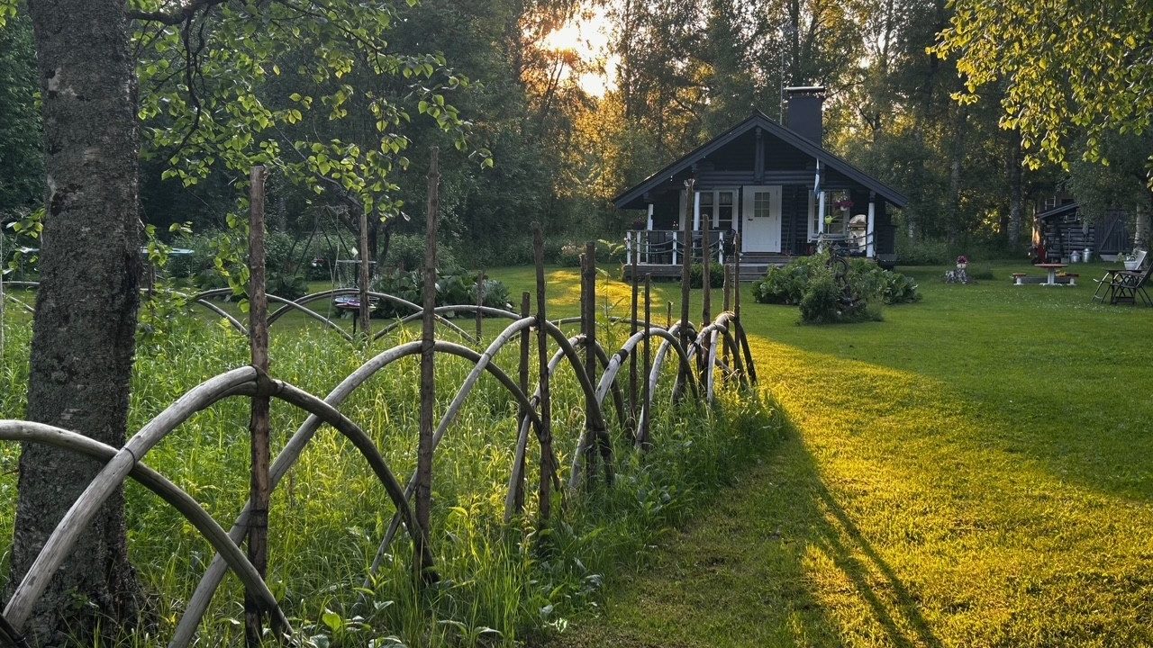 Rysänkaarista tehty aita