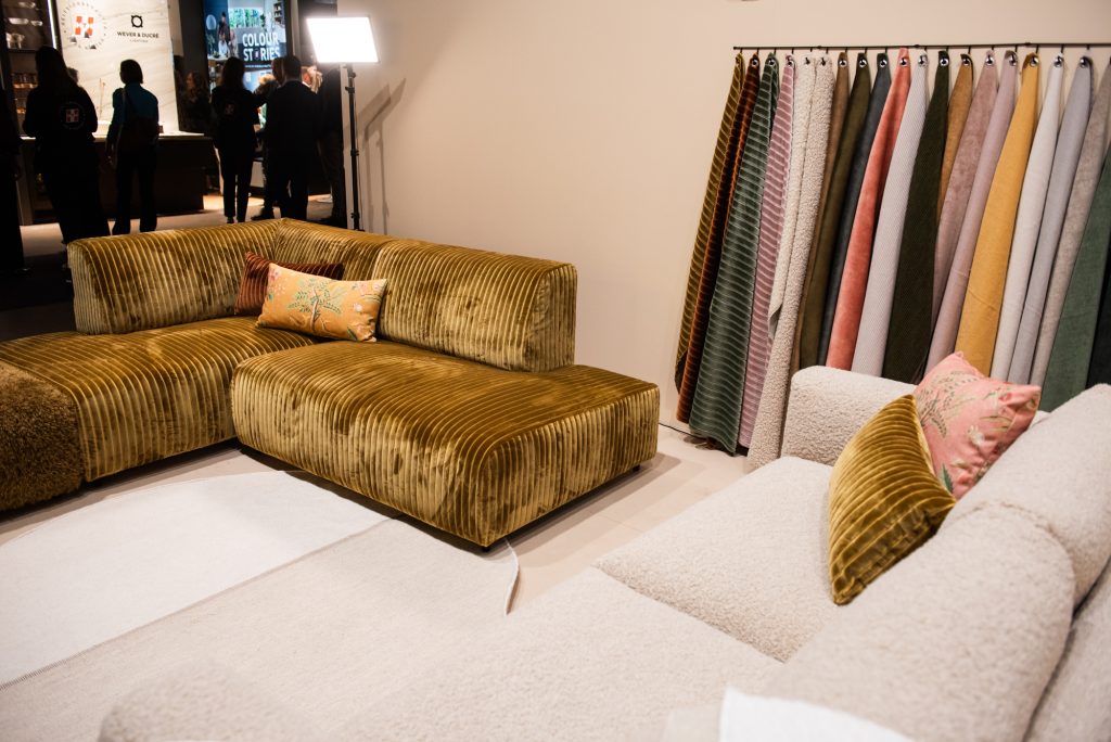 Sohvia ja sohvakankaita